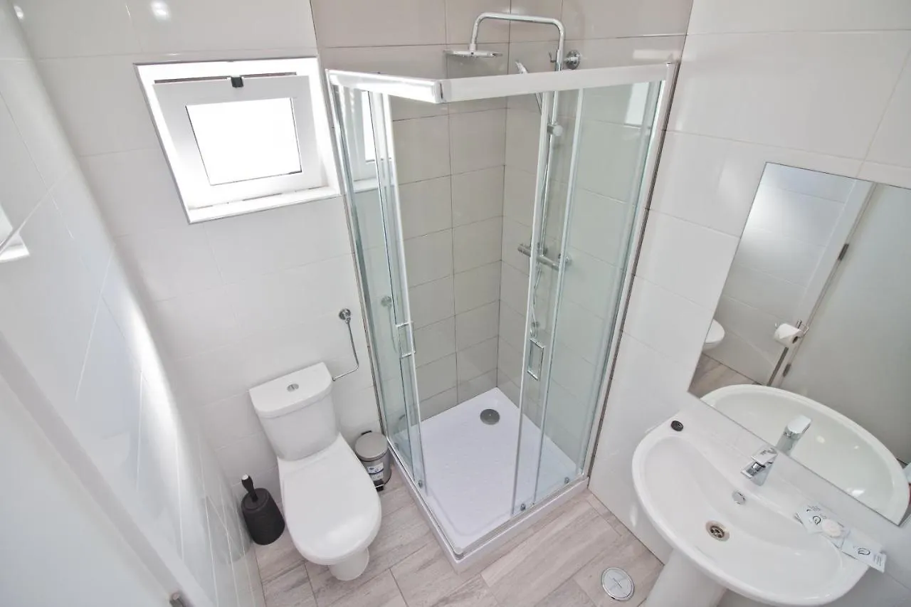 Lodge New Village Guest House Lagos