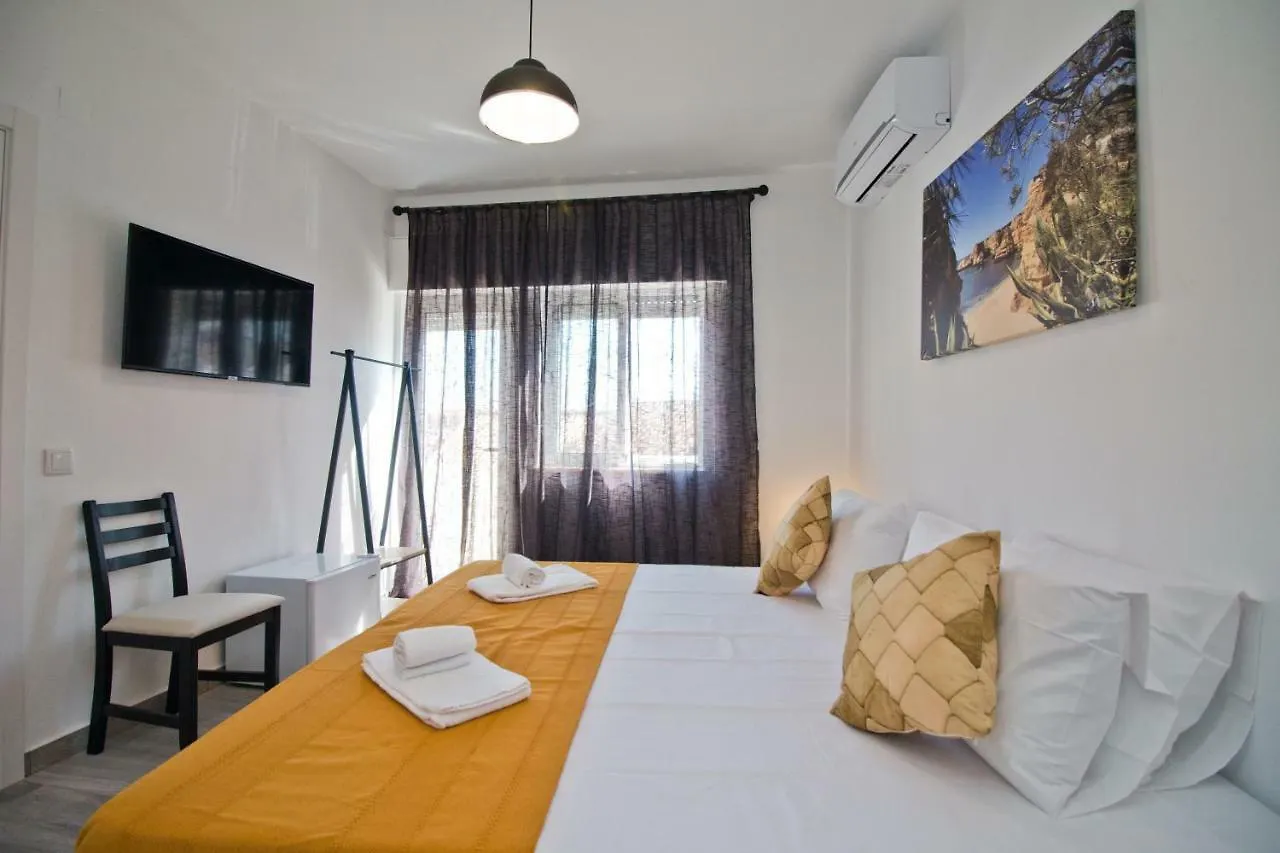 New Village Guest House Lagos 0*,  Portugal